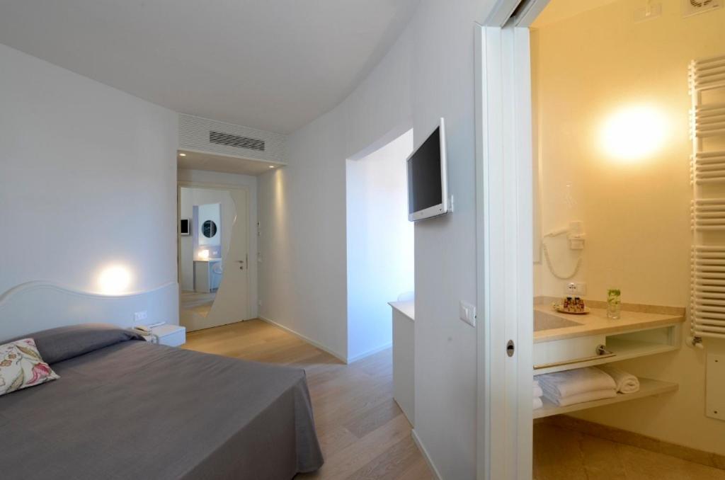 Aromi Piccolo Hotel Salò Exteriör bild